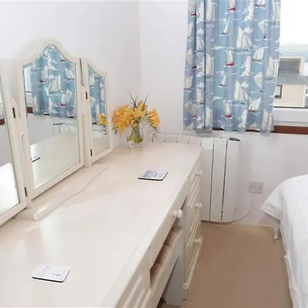 Harbour Haven: Spectacular Views Apartment Porthmadog Exterior photo