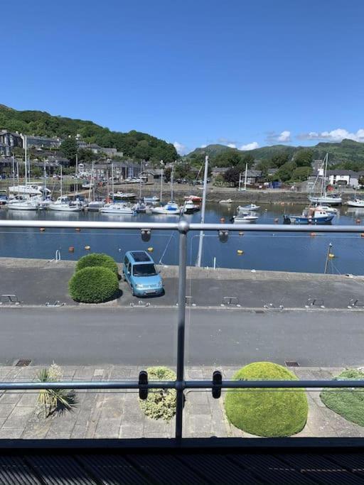 Harbour Haven: Spectacular Views Apartment Porthmadog