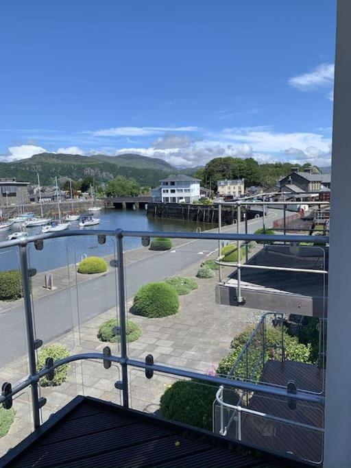 Harbour Haven: Spectacular Views Porthmadog